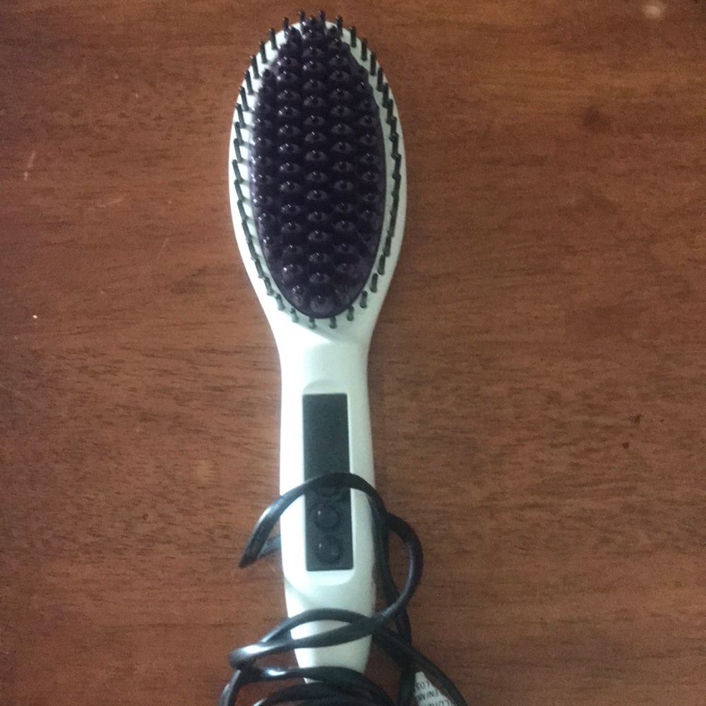 Instyler straightening brush